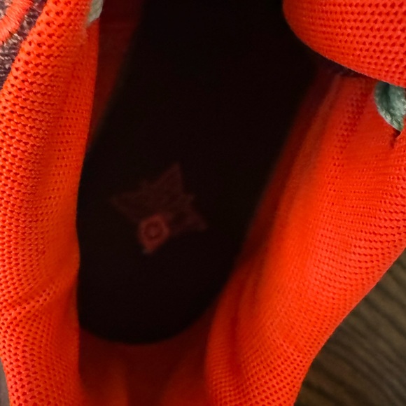 Nike LeBron Witness 7 SE Basketball Sneaker - Kids' - Picture 5 of 6